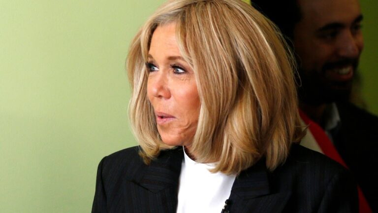 Brigitte Macron Ungeschminkt – Die natürliche Seite der französischen First Lady Brigitte Macron Ungeschminkt